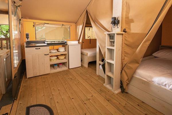Camping Chateau De Galaure Chateauneuf-de-Galaure Luaran gambar